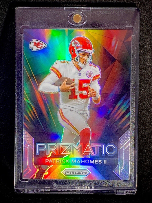 Patrick Mahomes II RARE REFRACTOR INVESTMENT CARD SP SUPERBOWL MVP CHIEFS MINT