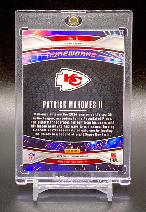 Patrick Mahomes II RARE REFRACTOR INVESTMENT CARD SP CHIEFS INSERT w/CASE