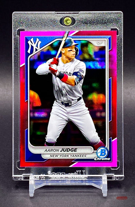 Aaron Judge RARE PINK REFRACTOR #/299 CARD CHROME YANKEES w/HOLDER