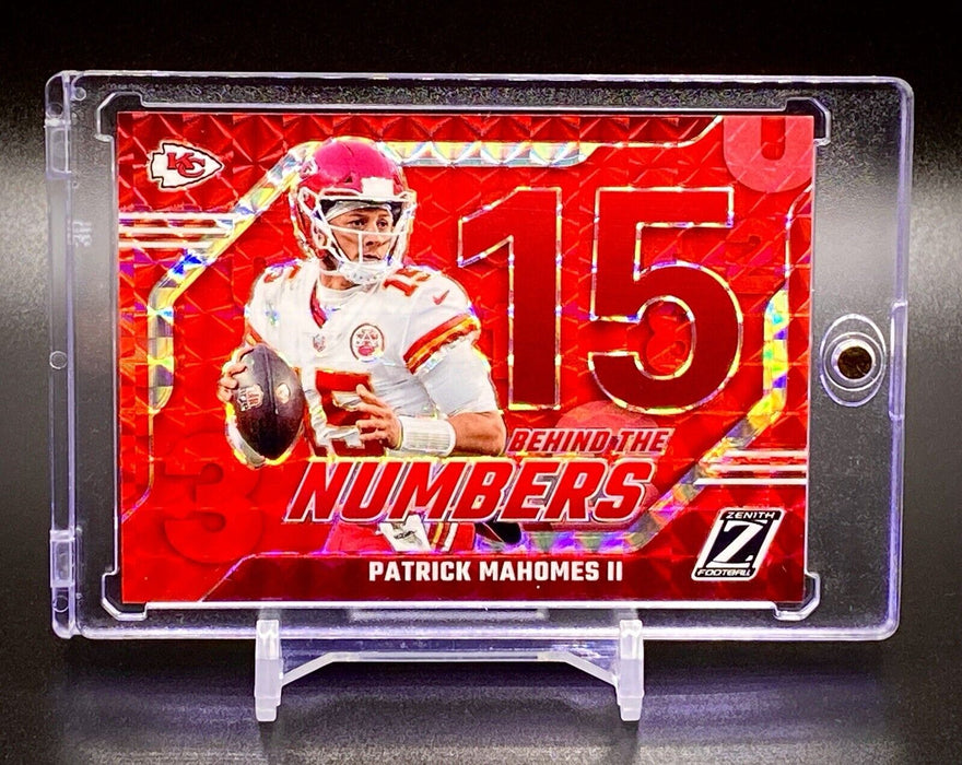 Patrick Mahomes RARE RED REFRACTOR INSERT INVESTMENT CARD SP CHIEFS W/CASE