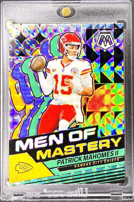 Patrick Mahomes SILVER REFRACTOR INSERT CARD CHIEFS W/CASE