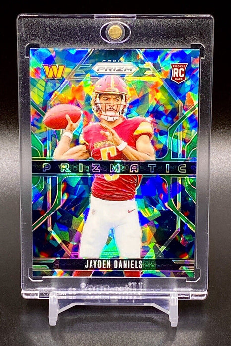 Jayden Daniels RARE GREEN CRACKED ICE REFRACTOR ROOKIE CARD SP COMMANDERS w/CASE