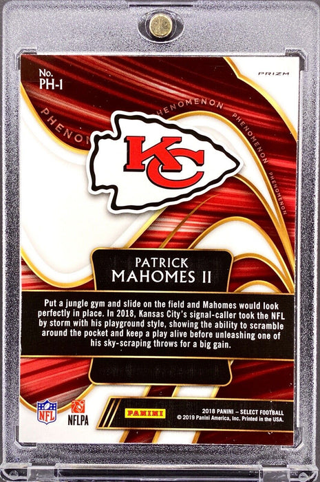 Patrick Mahomes RARE REFRACTOR INVESTMENT CARD SP INSERT CHIEFS w/CASE