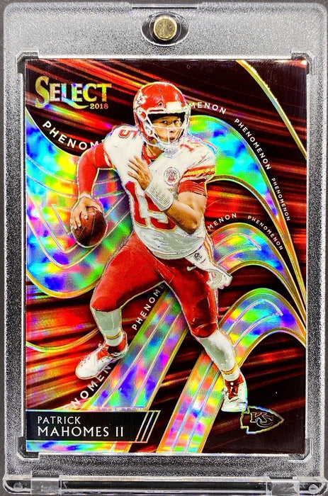 Patrick Mahomes RARE REFRACTOR INVESTMENT CARD SP INSERT CHIEFS w/CASE