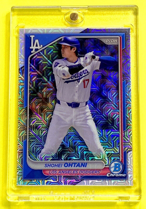 Shohei Ohtani MOJO REFRACTOR CARD SP CHROME DODGERS - Includes Case