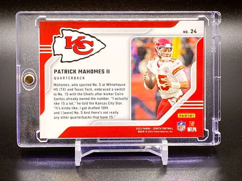 Patrick Mahomes RARE RED REFRACTOR INSERT INVESTMENT CARD SP CHIEFS W/CASE