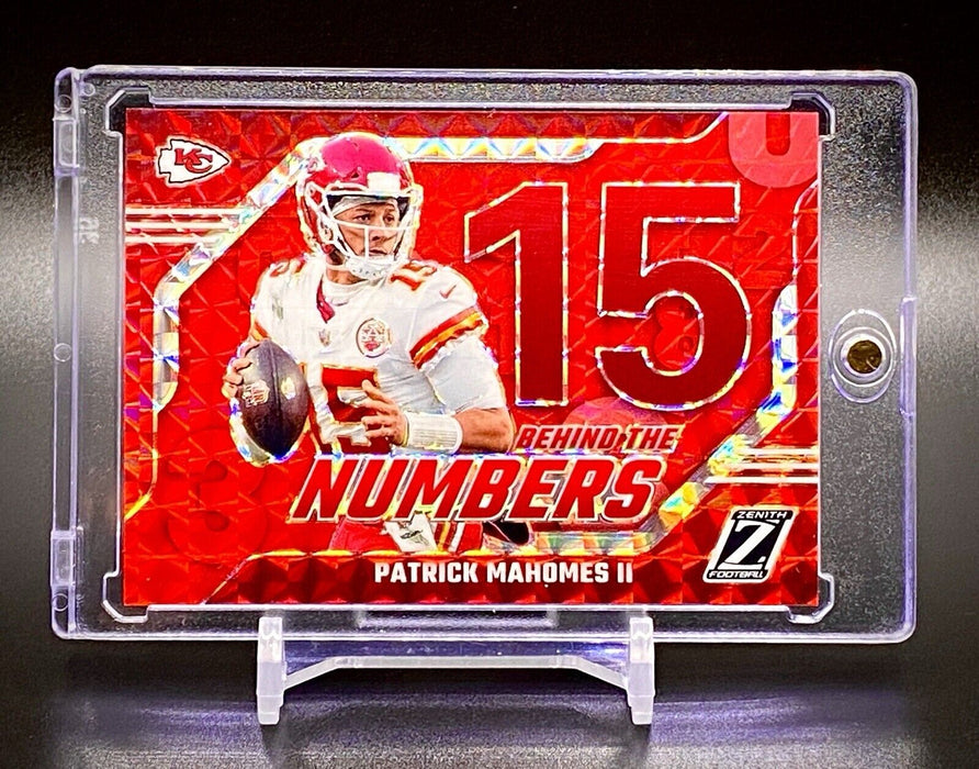 Patrick Mahomes RARE RED REFRACTOR INSERT INVESTMENT CARD SP CHIEFS W/CASE