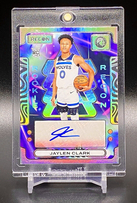 Jaylen Clark RARE #/149 ROOKIE AUTOGRAPHED REFRACTOR CARD SP TIMBERWOLVES w/CASE