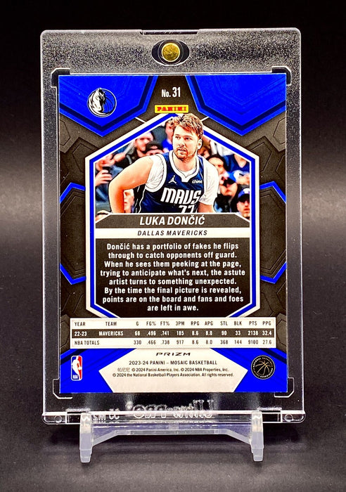 Luka Doncic RARE YELLOW GOLD REFRACTOR CARD SP MAVERICKS w/HOLDER