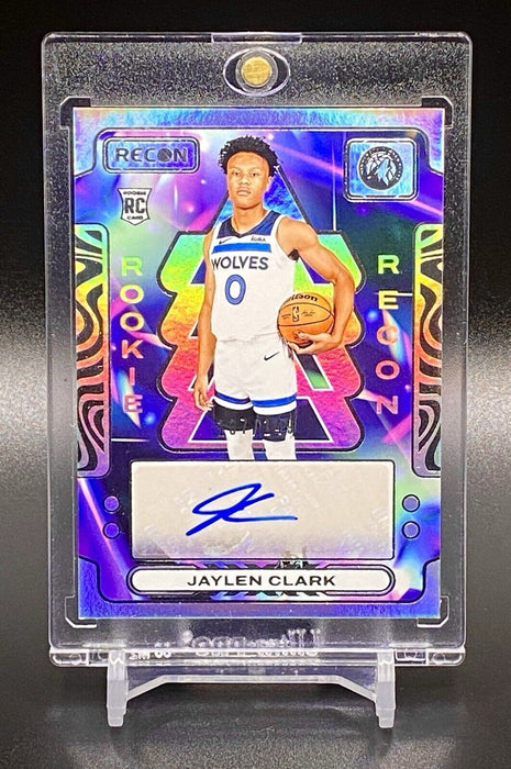 Jaylen Clark RARE #/149 ROOKIE AUTOGRAPHED REFRACTOR CARD SP TIMBERWOLVES w/CASE