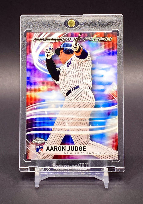 Aaron Judge RARE ROOKIE REFRACTOR INSERT CARD SP YANKEES MINT INCLUDES CASE